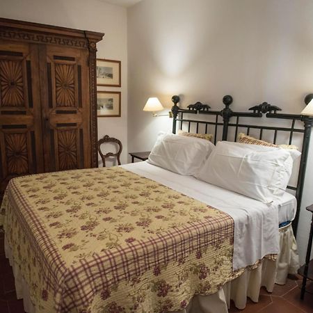 Hotel Lucrezia Риола-Сардо Экстерьер фото