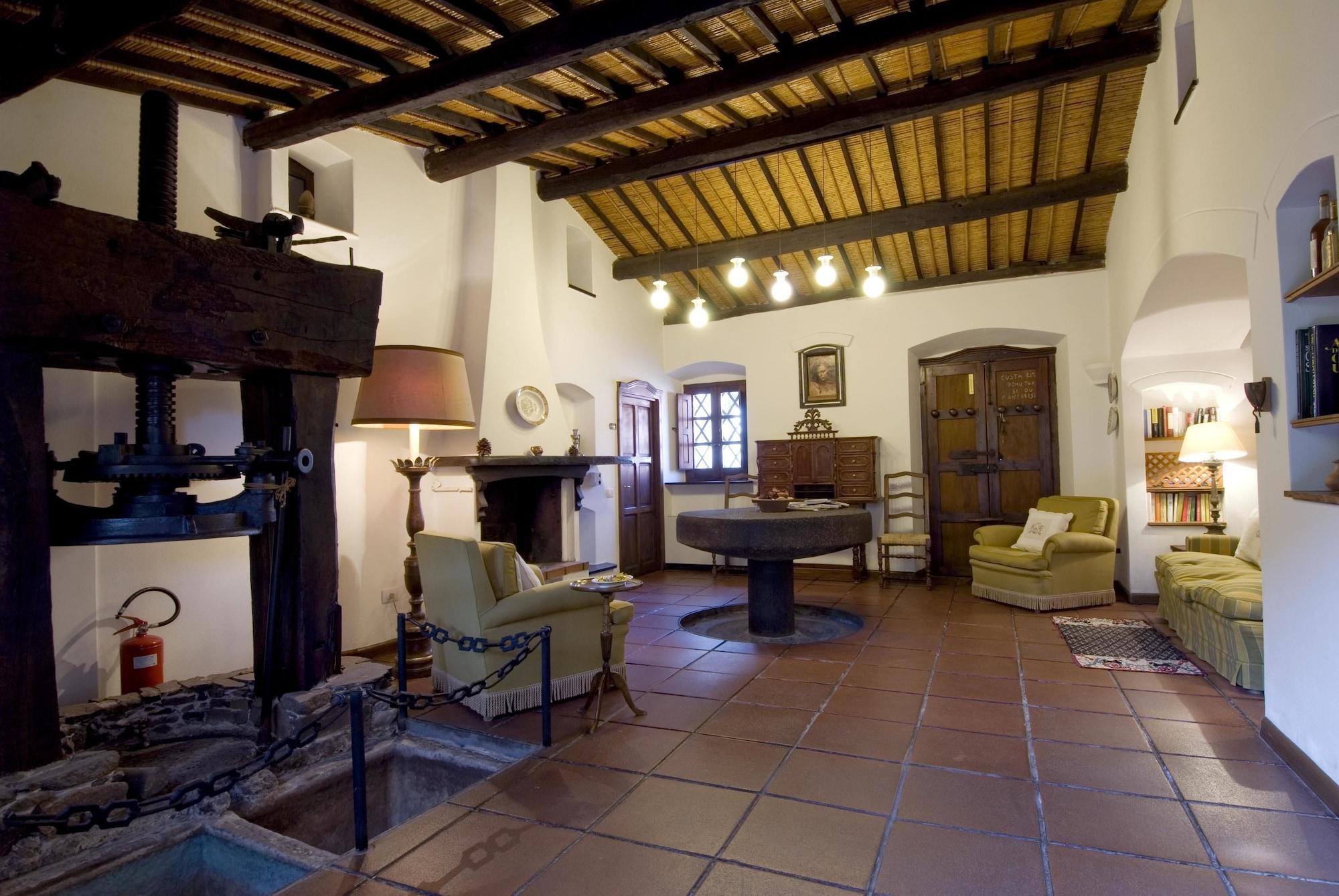 Hotel Lucrezia Риола-Сардо Экстерьер фото